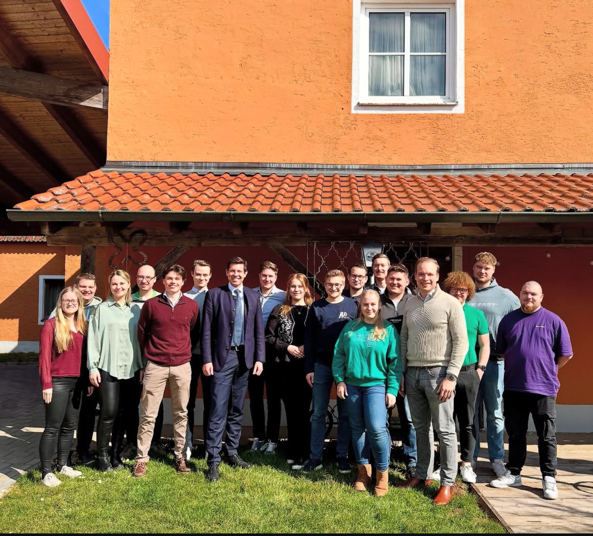 Fruehshoppen Gesprächsrunde